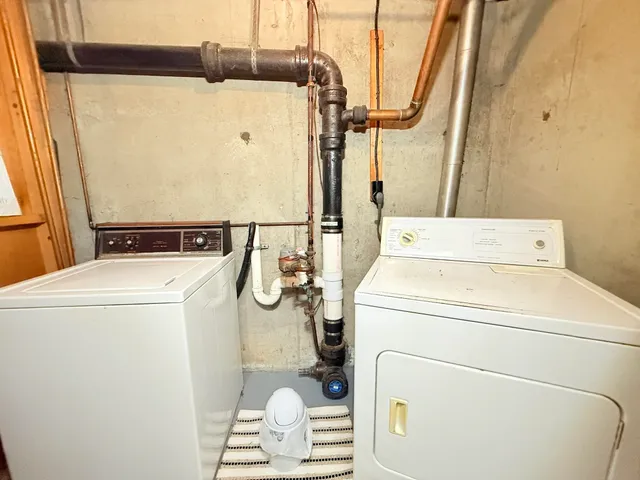 $299,900 | 10 Acer Heights Road, Claremont, NH 03743