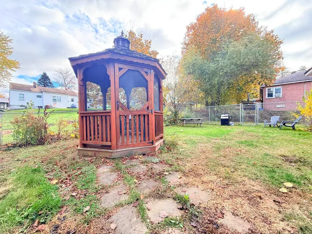 $299,900 | 10 Acer Heights Road, Claremont, NH 03743