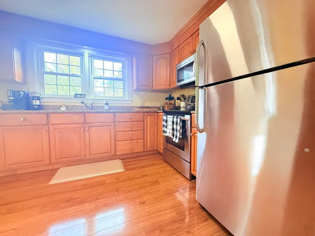 $299,900 | 10 Acer Heights Road, Claremont, NH 03743