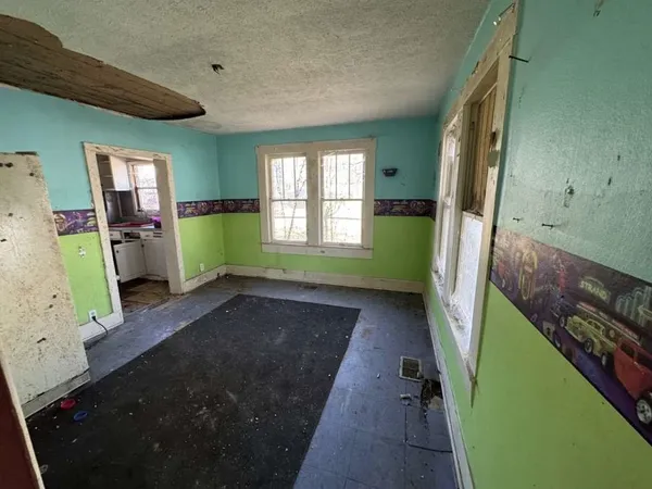 $49,989 | 2609 Pine Street, Texarkana, TX 75503