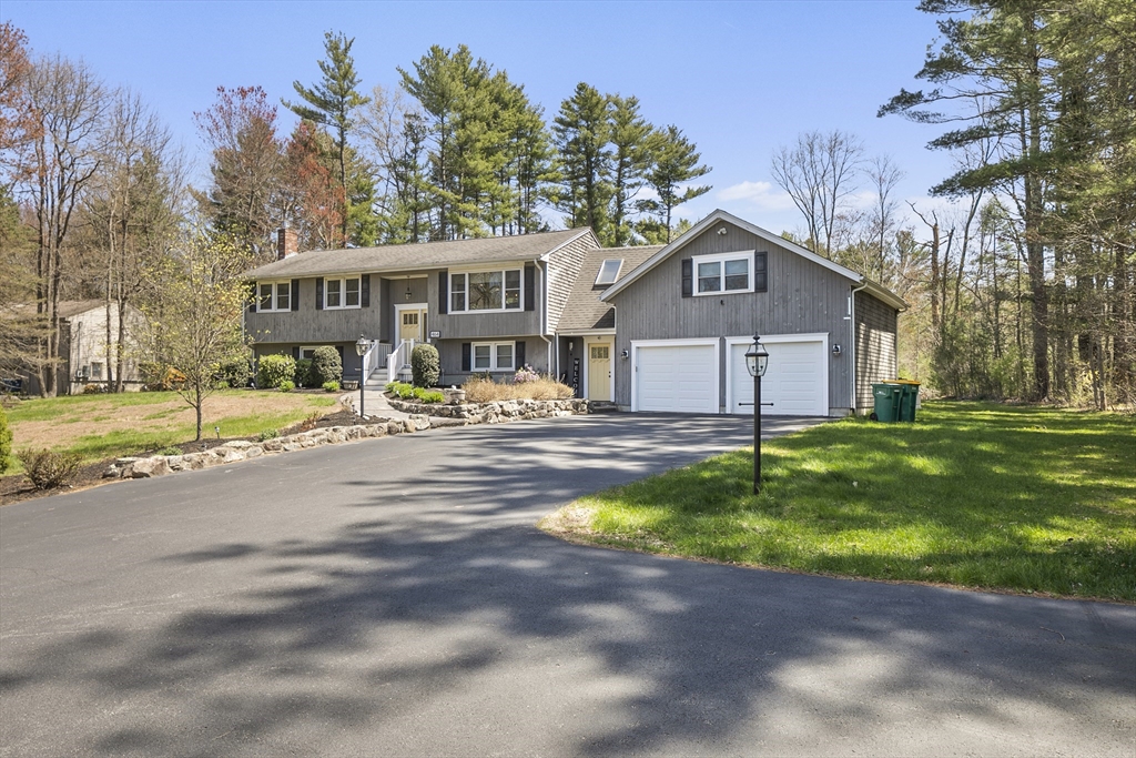 464 Bay Road Easton, MA 02375 - Photo 1 of 42 Gallery Image 1
