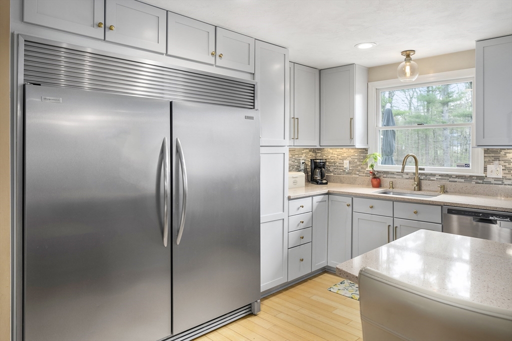 464 Bay Road Easton, MA 02375 - Photo 8 of 42 Gallery Image 8