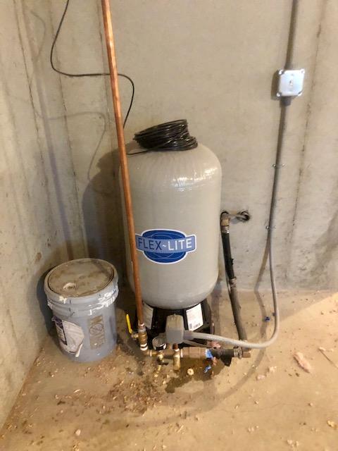 21 Hiltons Run, Unit 21 Kittery Point, ME 03905 - Photo 32 of 34 Well Tank