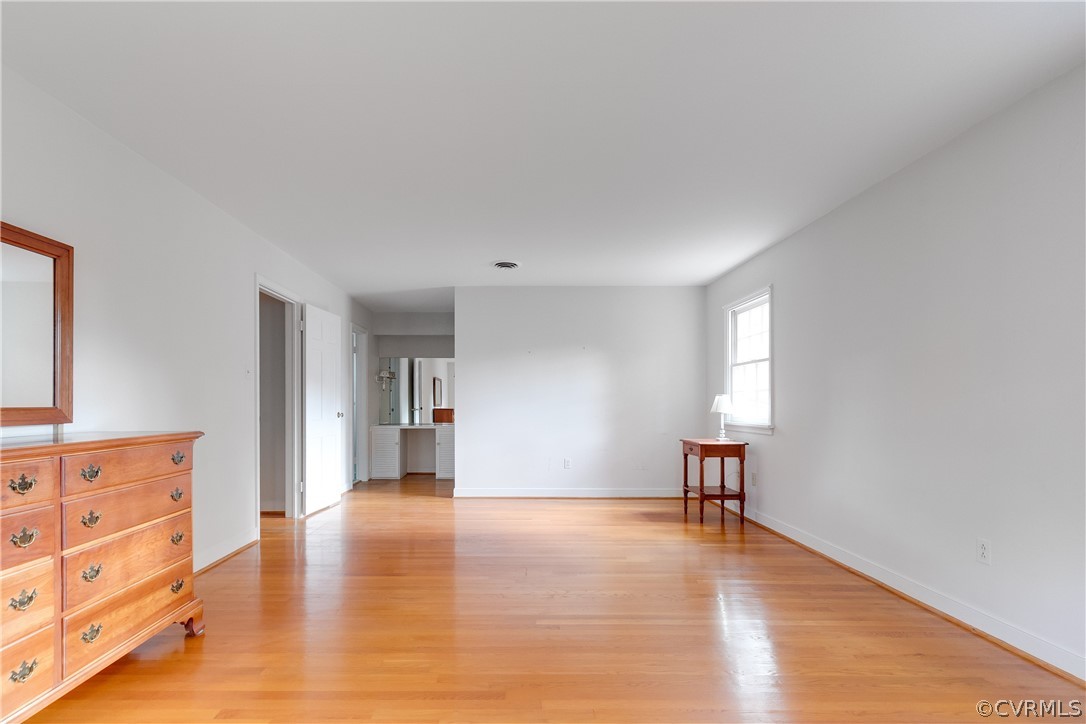 8965 Wishart Road Henrico, VA 23229 - Photo 22 of 38 Room for a sitting area as well.