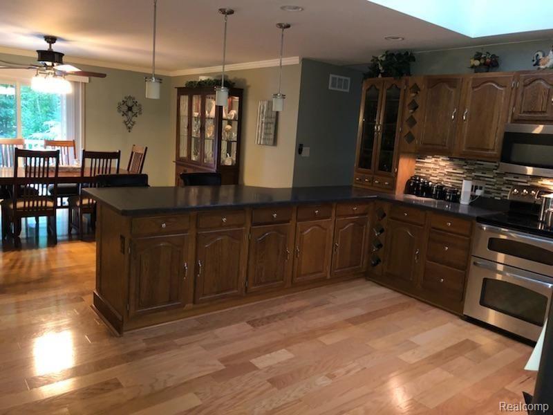 5320 Stickney Road Clarkston, MI 48348 - Photo 5 of 25 stickney 4.jpeg