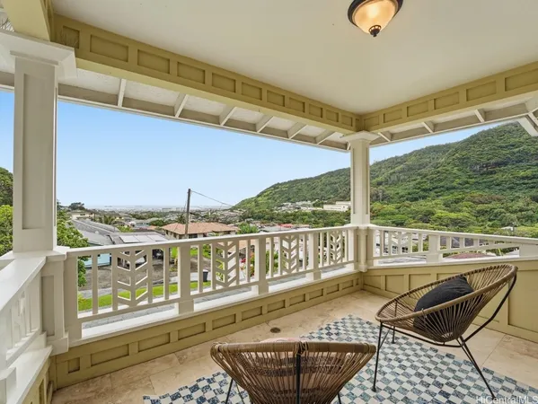 $1,799,000 | 2937 Papali Street, Honolulu, HI 96819