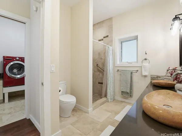 $1,799,000 | 2937 Papali Street, Honolulu, HI 96819