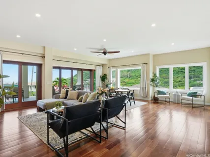 $1,799,000 | 2937 Papali Street, Honolulu, HI 96819