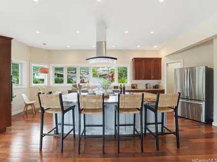 $1,799,000 | 2937 Papali Street, Honolulu, HI 96819