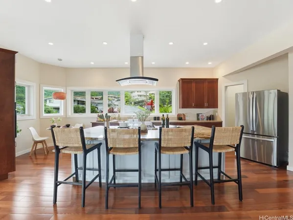 $1,799,000 | 2937 Papali Street, Honolulu, HI 96819