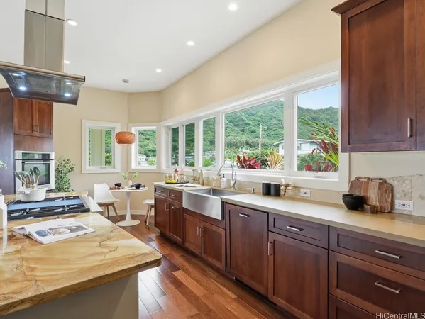 $1,799,000 | 2937 Papali Street, Honolulu, HI 96819