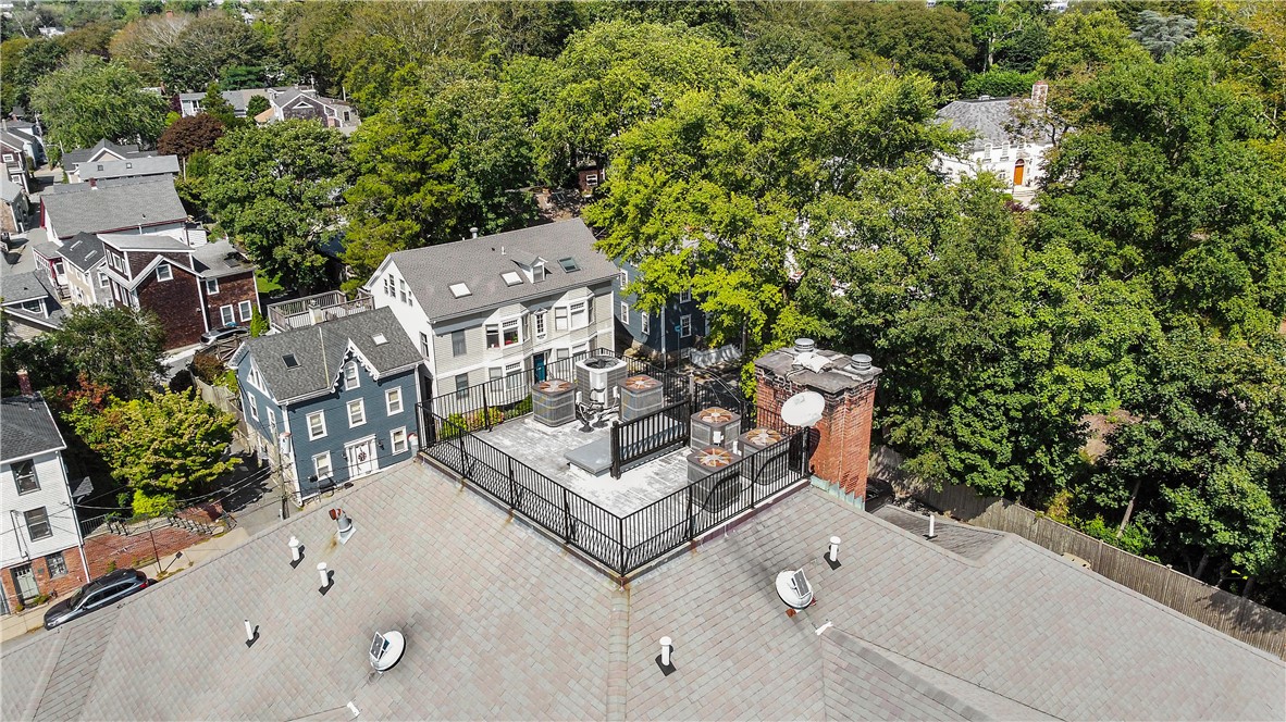 426 Spring Street, Unit 104 Newport, RI 02840 - Photo 14 of 47