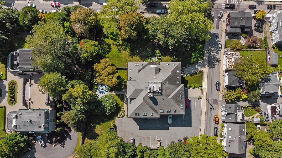 426 Spring Street, Unit 104 Newport, RI 02840 - Photo 18 of 47