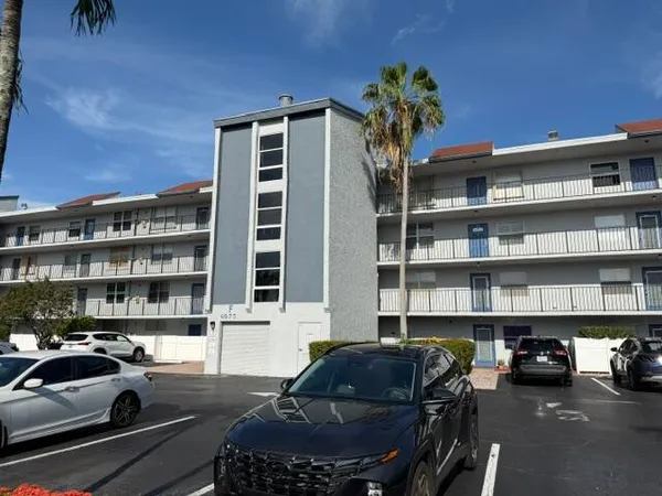 $110,000 | 6675 South Oriole Boulevard, Unit 4040, Delray Beach, FL 33446