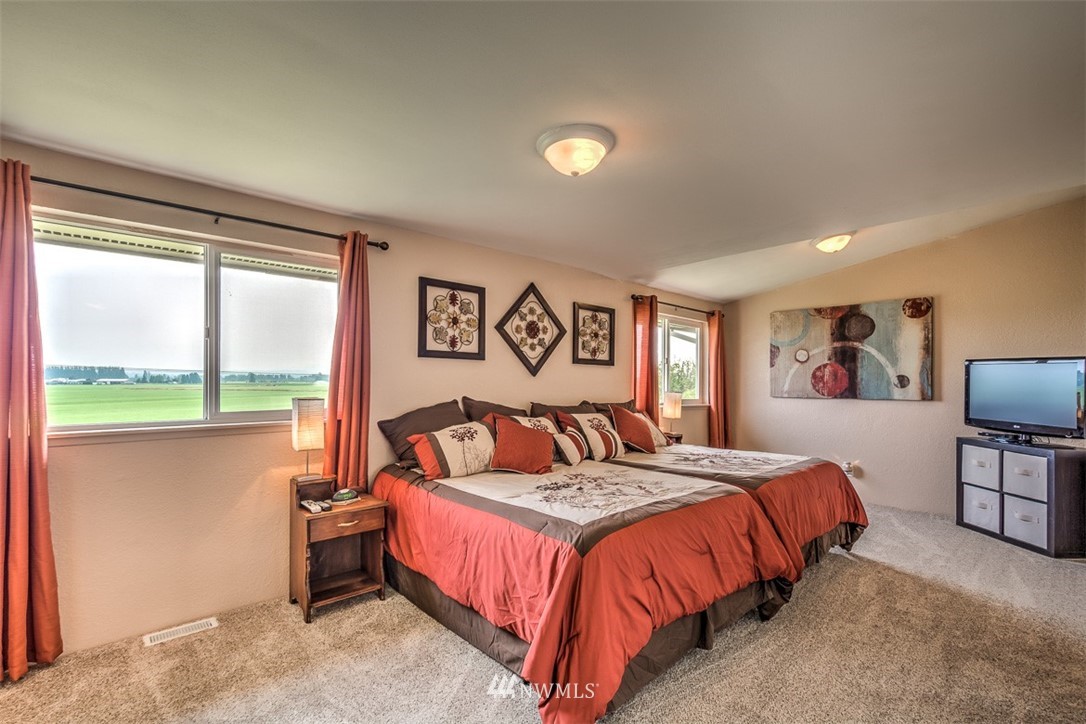17156 Peterson Road Burlington, WA 98233 - Photo 23 of 25 Gallery Image 23
