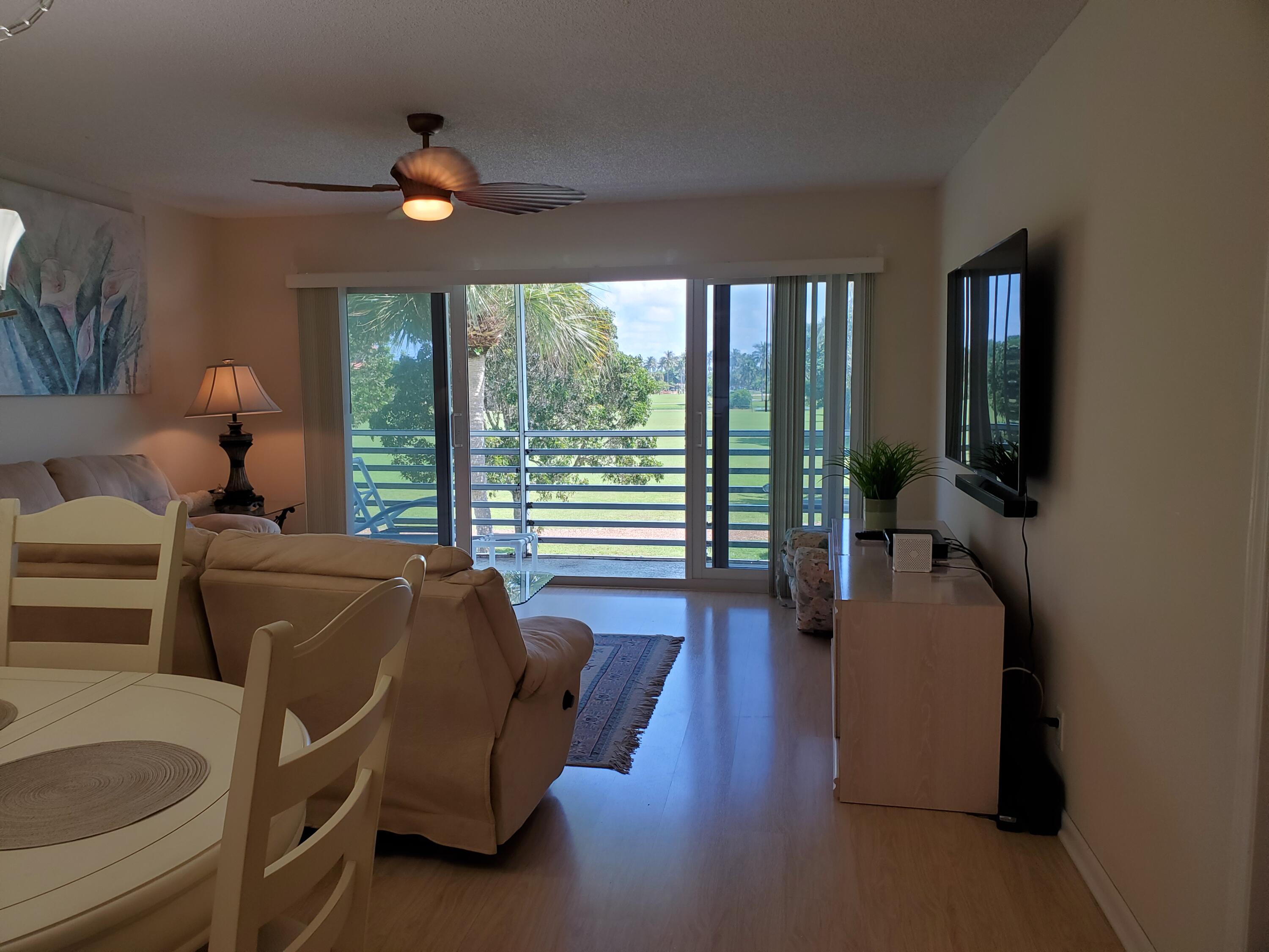 717 Highway 1, Unit 707 Jupiter, FL 33477 - Photo 8 of 30 Living area
