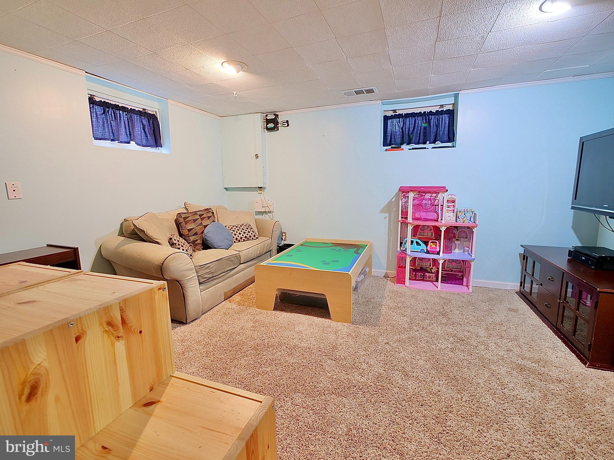 27 Willow Road Wallingford, PA 19086 - Photo 21 of 33 Basement- Family/Play Room