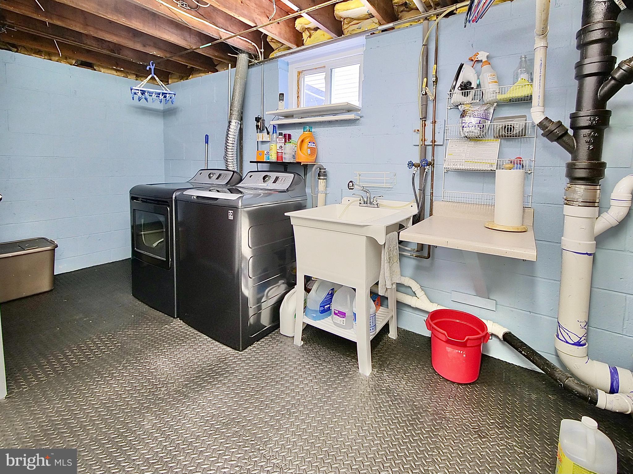 27 Willow Road Wallingford, PA 19086 - Photo 27 of 33 Basement - Laundry Room