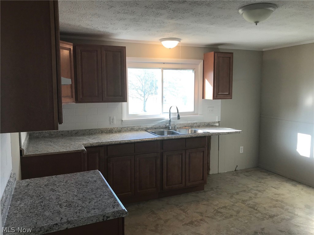 3229 Orchard Road Ashtabula, OH 44004 - Photo 4 of 26