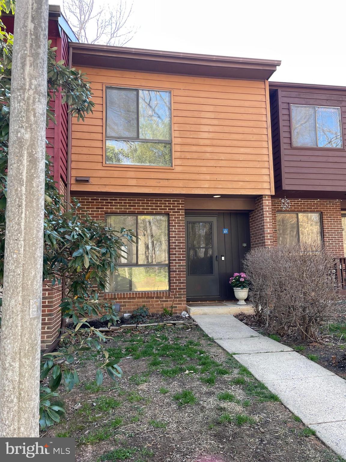 11507 Buttonwood Court Reston, VA 20191 - Photo 1 of 32 Gallery Image 1