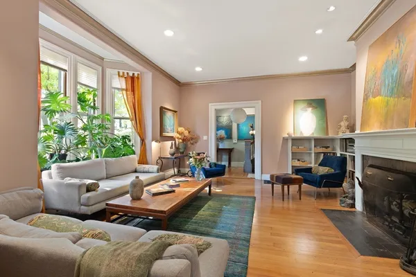 $14,000 | 32 Hawthorn Street, Unit 1, Cambridge, MA 02138
