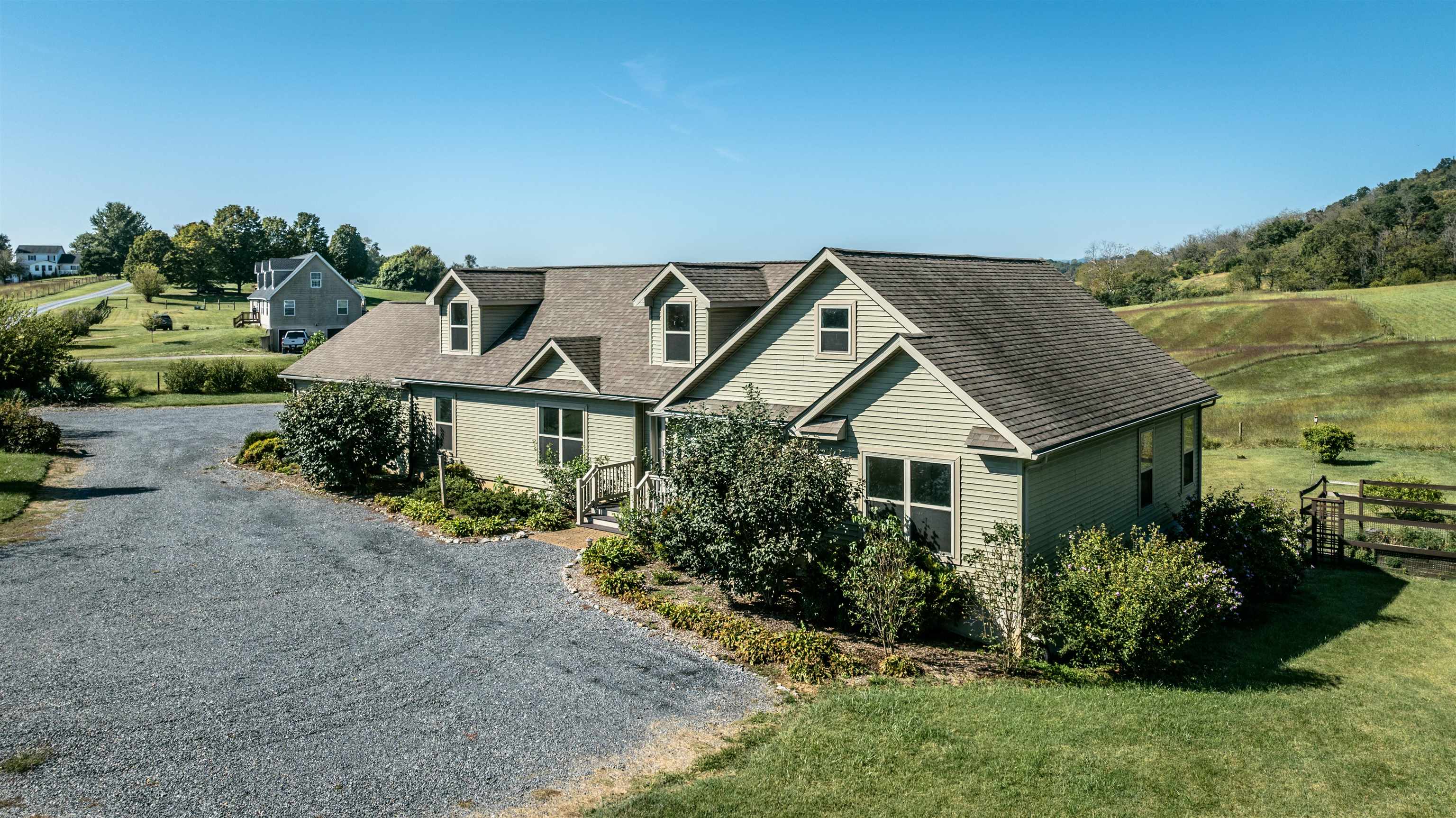 17333 Timberview Drive Timberville, VA 22853 - Photo 5 of 68 an aerial view of a house