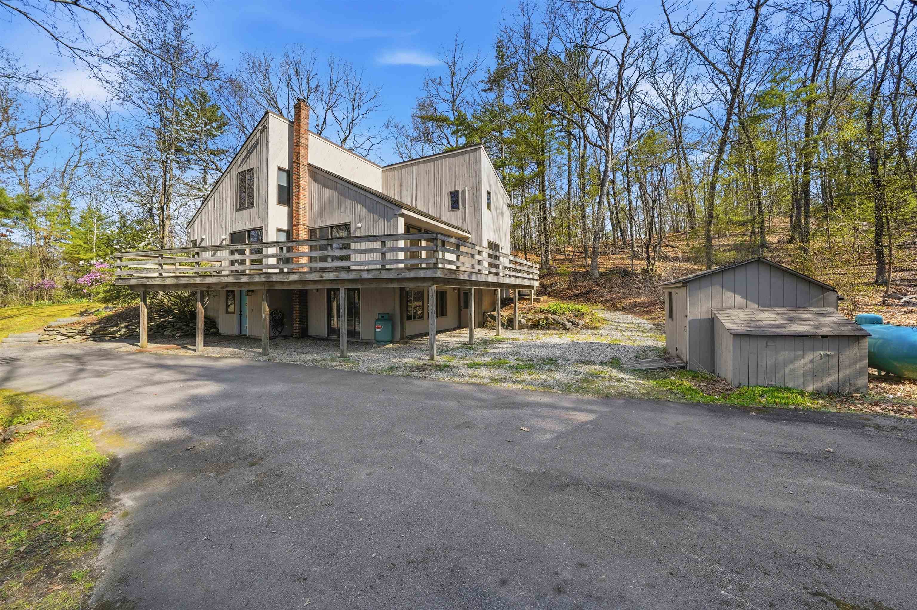 88 Meetinghouse Road Windham, NH 03087 - Photo 4 of 54
