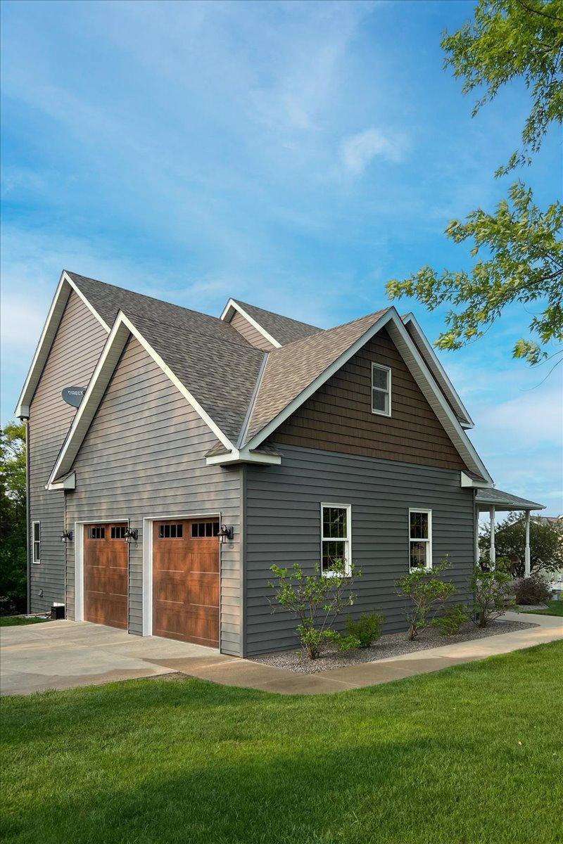 10555 Raven Loop Northeast Foley, MN 56329 - Photo 3 of 45