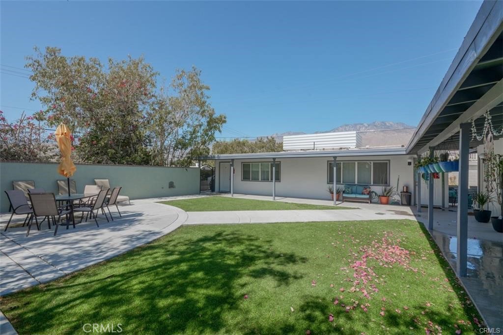 587 El Placer Road Palm Springs, CA 92264 - Photo 15 of 18