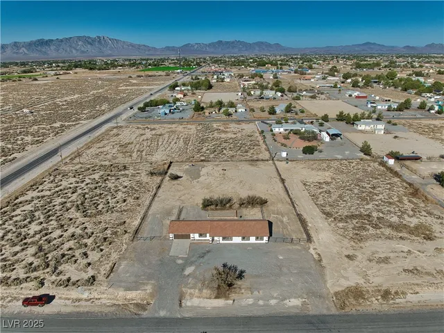 $379,500 | 3950 Rainbow Avenue, Pahrump, NV 89048