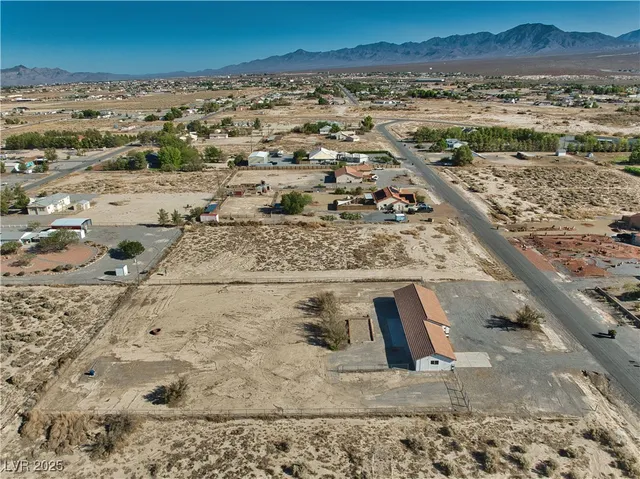 $379,500 | 3950 Rainbow Avenue, Pahrump, NV 89048