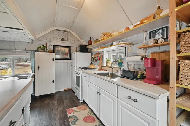 $1,570,117 | 24 Dual Cove Point Road, Roxbury, ME 04275