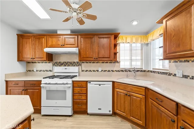 $445,000 | 140 West Pioneer Avenue, Unit 100, Redlands, CA 92374