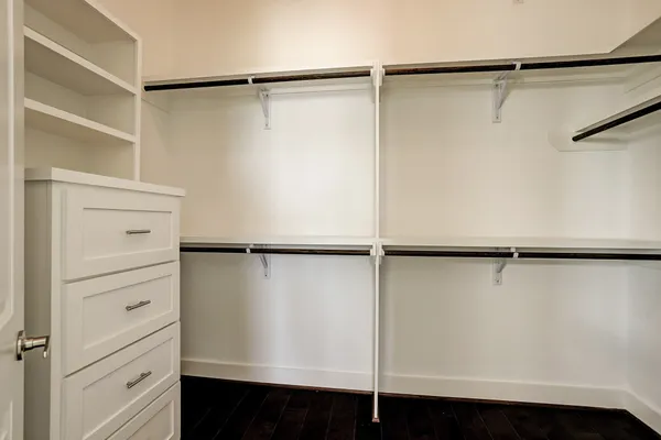 a view of a walk in closet