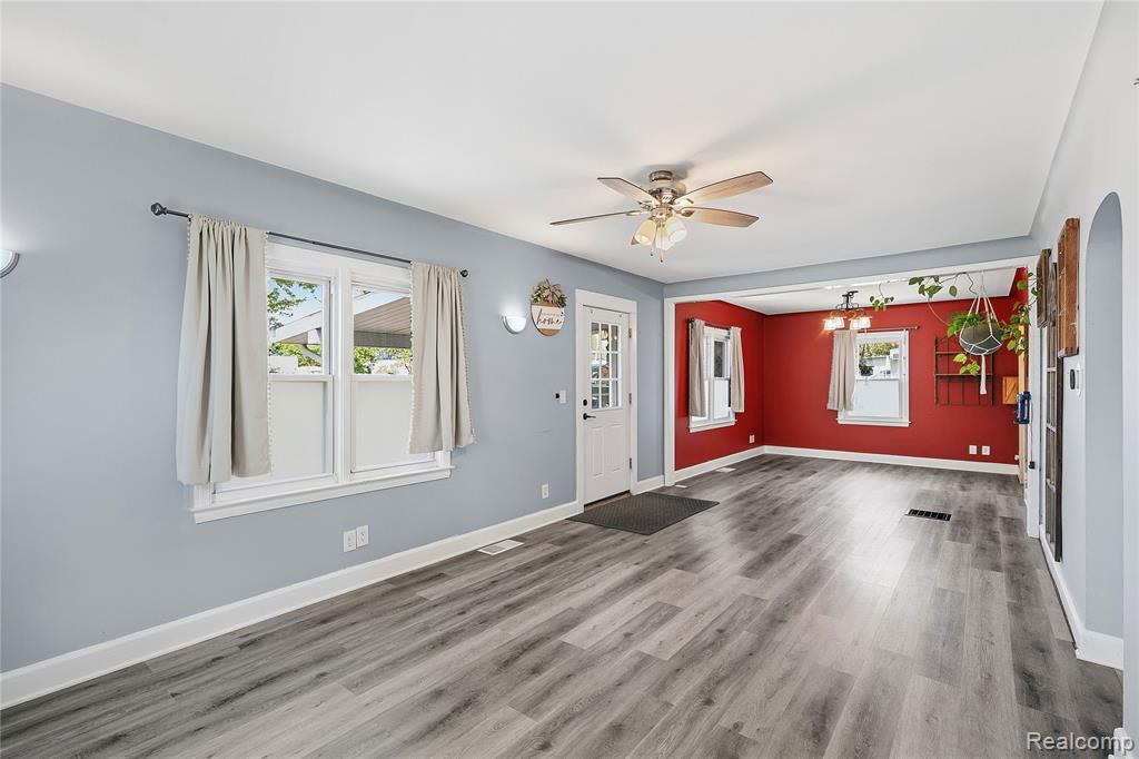 725 Mason Road Howell, MI 48843 - Photo 2 of 33