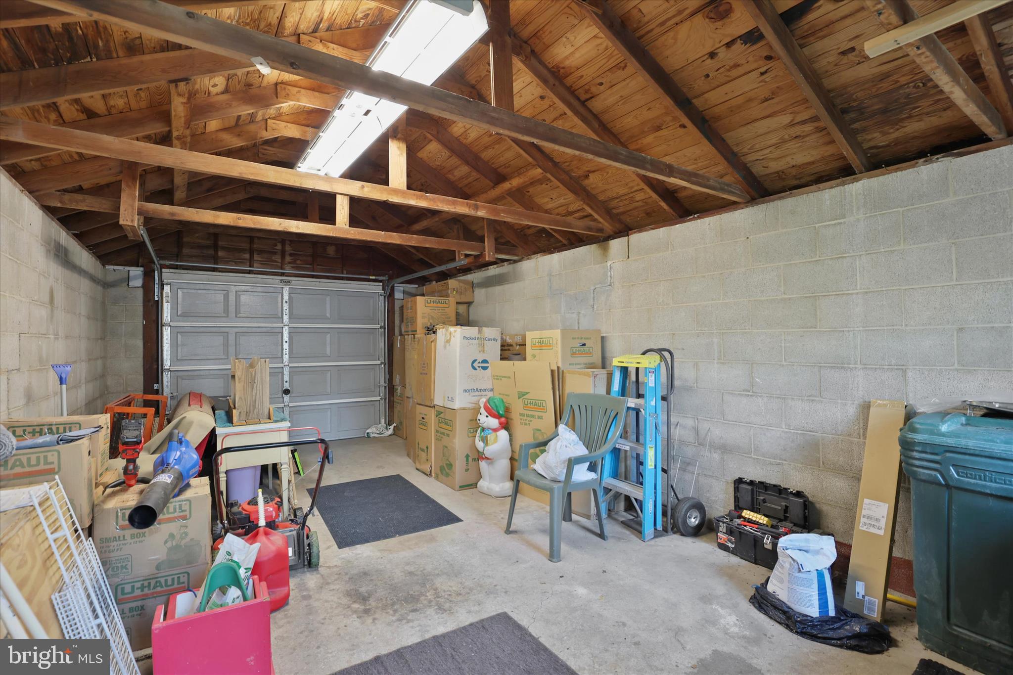 125 John Street Hanover, PA 17331 - Photo 29 of 33 Garage Interior