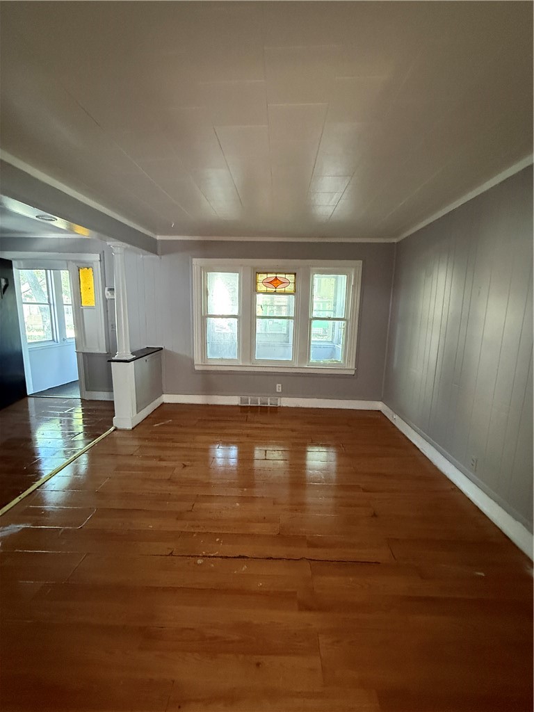 258 Curtis Street Rochester, NY 14606 - Photo 2 of 11