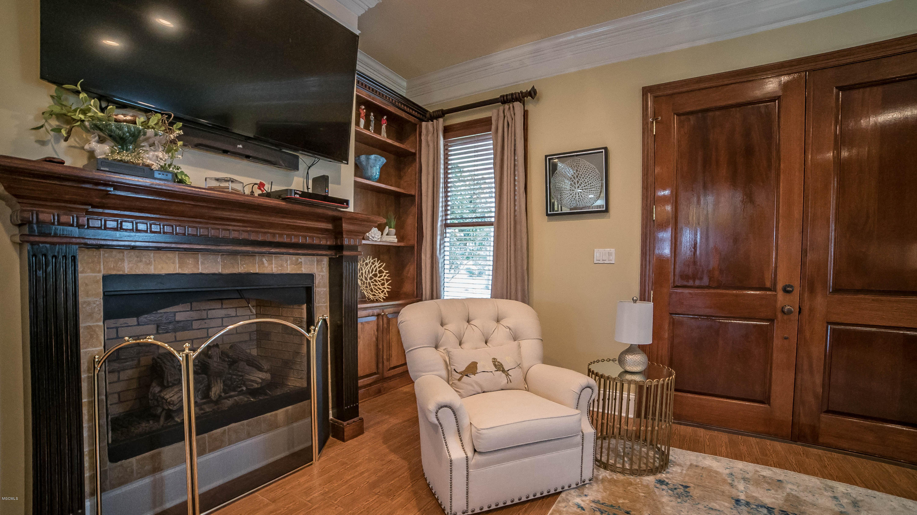13912 John Clark Road Gulfport, MS 39503 - Photo 14 of 28 Living Room