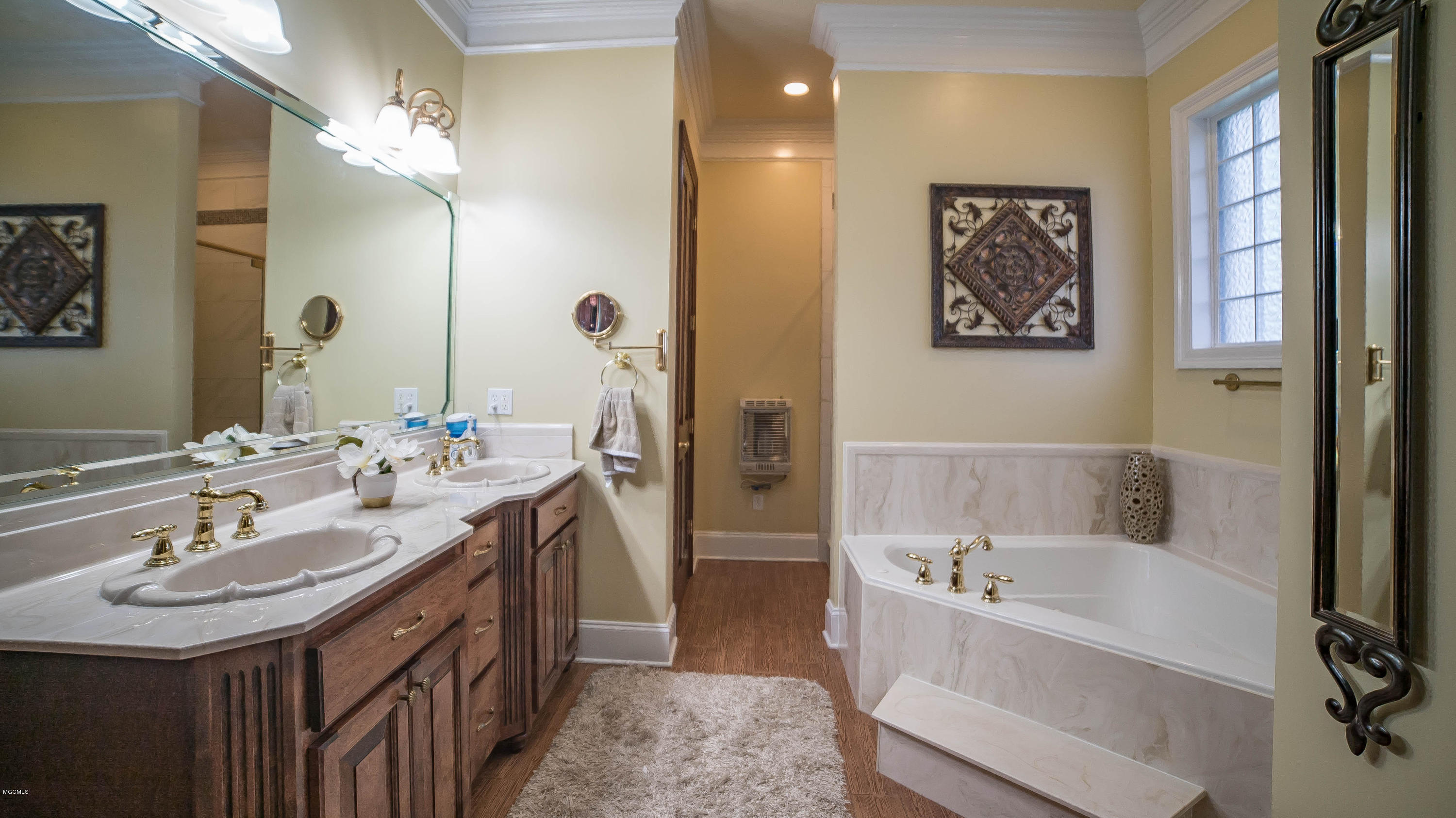 13912 John Clark Road Gulfport, MS 39503 - Photo 18 of 28 Master bath