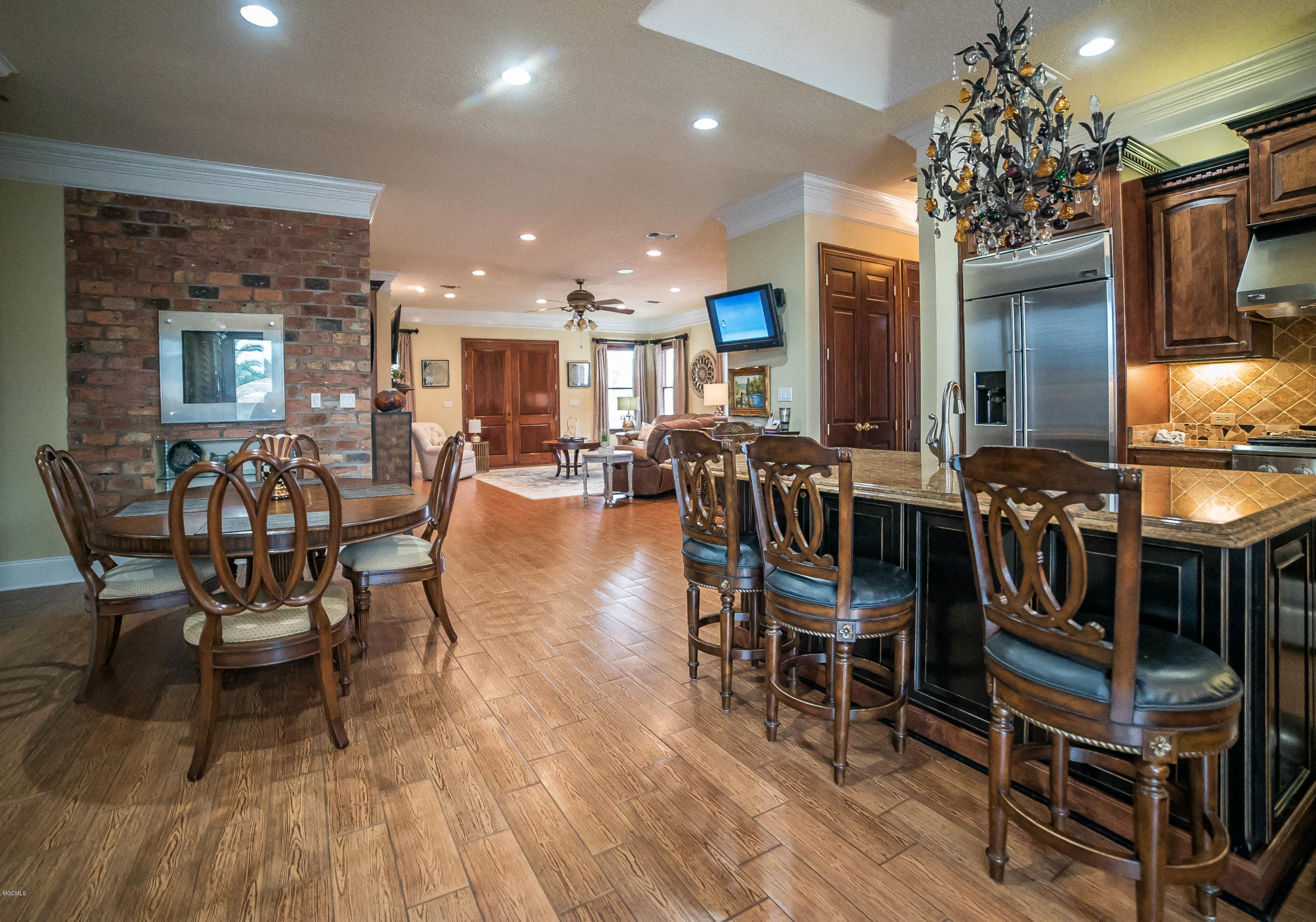 13912 John Clark Road Gulfport, MS 39503 - Photo 10 of 28 Kitchen