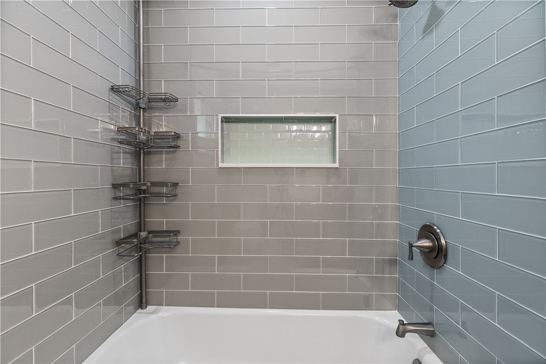 14 Wilson Road Middletown, RI 02842 - Photo 22 of 40