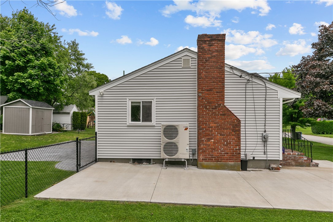 14 Wilson Road Middletown, RI 02842 - Photo 37 of 40