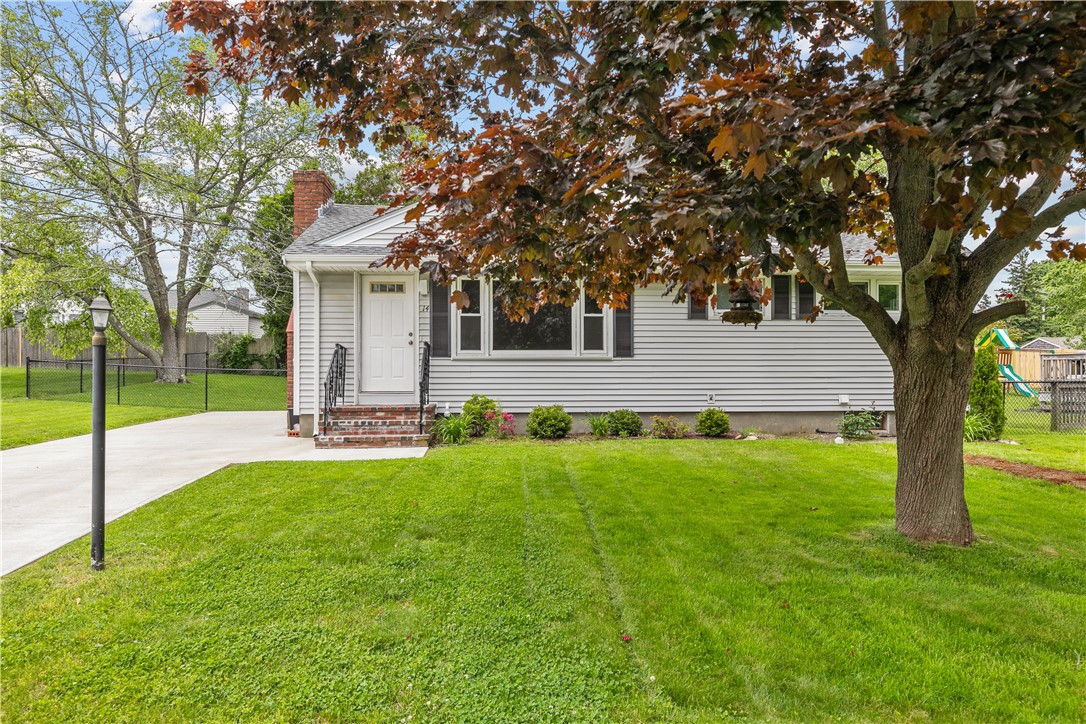 14 Wilson Road Middletown, RI 02842 - Photo 38 of 40