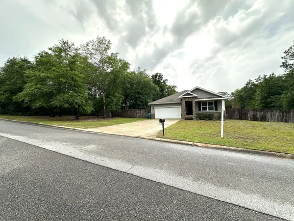 $304,900 | 3481 Sparco Drive, Crestview, FL 32539