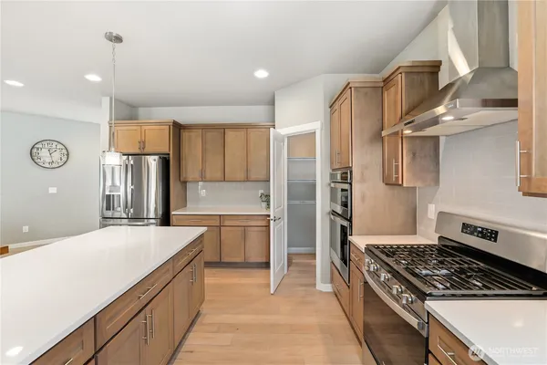 $699,950 | 16823 124th Ave Court East, Puyallup, WA 98374