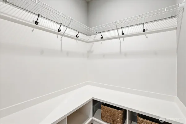 $699,950 | 16823 124th Ave Court East, Puyallup, WA 98374