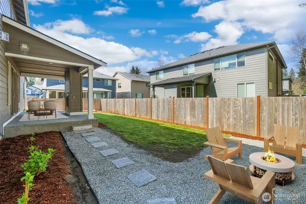 $699,950 | 16823 124th Ave Court East, Puyallup, WA 98374