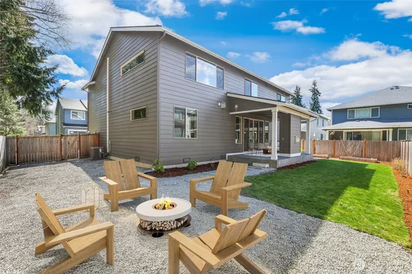 $699,950 | 16823 124th Ave Court East, Puyallup, WA 98374