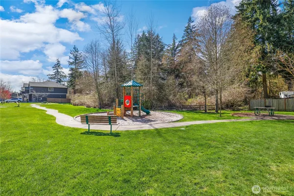 $699,950 | 16823 124th Ave Court East, Puyallup, WA 98374