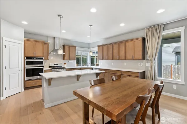 $699,950 | 16823 124th Ave Court East, Puyallup, WA 98374